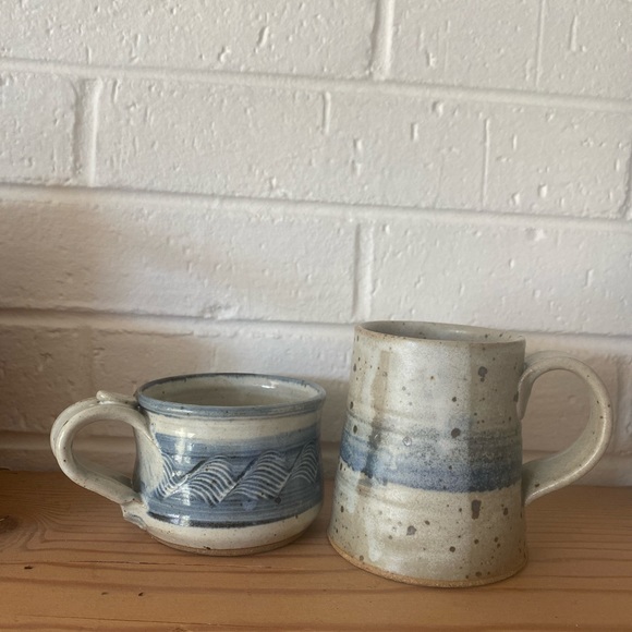 VINTAGE pottery coffee cups